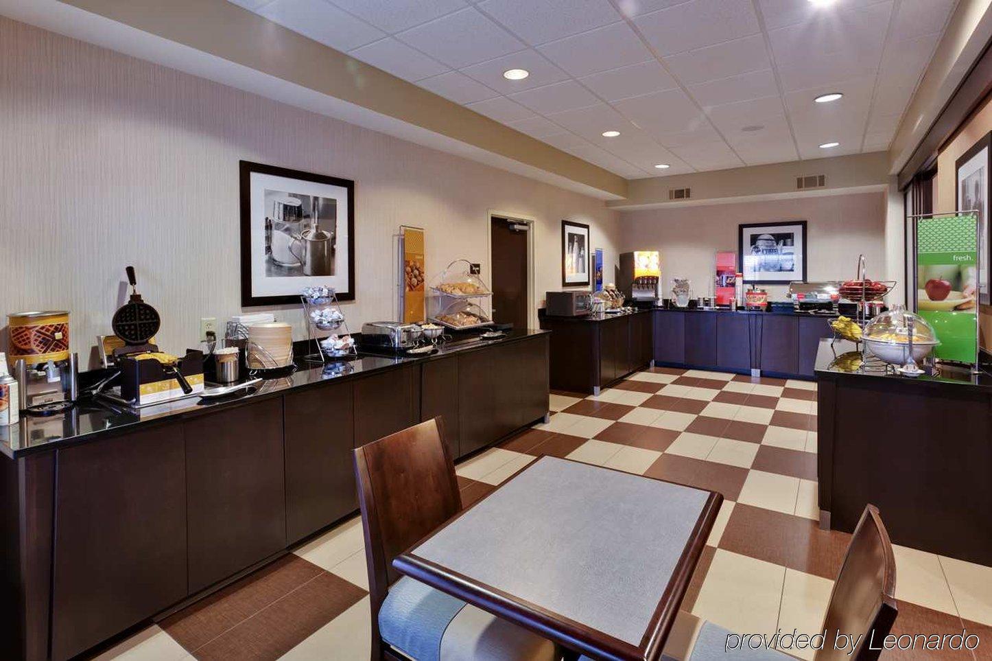 Hampton Inn Кълъмбия Екстериор снимка